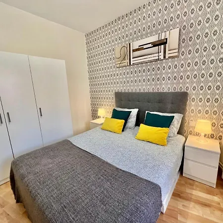 Comfortable Renovated Flat, Wifi! * Badalona