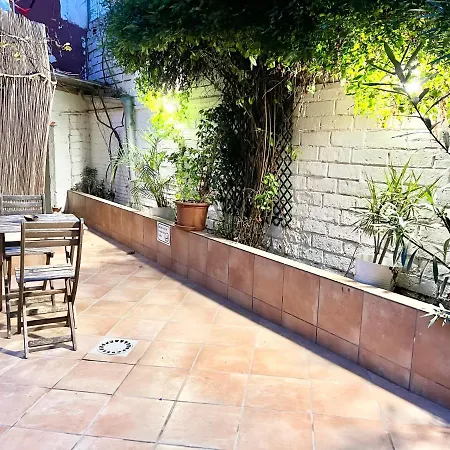 Apartment Comfortable Renovated Flat, Wifi!