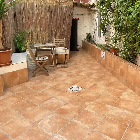 Comfortable Renovated Flat, Wifi! * Badalona
