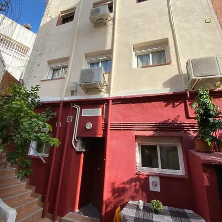 Comfortable Renovated Flat, Wifi! Appartement Badalona