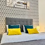 Comfortable Renovated Flat, Wifi! * Бадалона