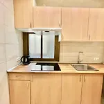 Апартаменты Comfortable Renovated Flat, Wifi! Бадалона