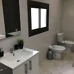 Comfortable Renovated Flat, Wifi! Апартаменты *